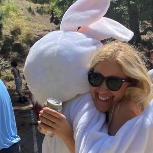 Meet your Posher, Brooke